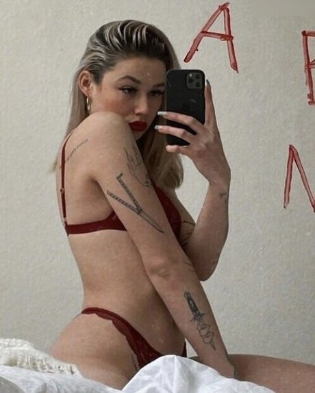 Janaxnell model nice pictures