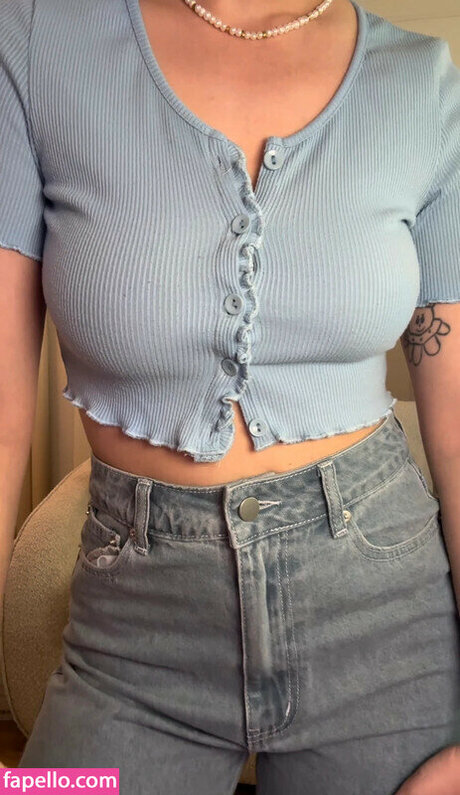 Camille LV hd star pics