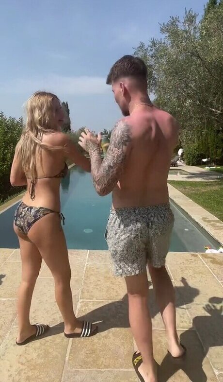 eyFreundin beautiful actress image