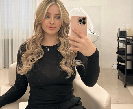 eyFreundin adult actress photo