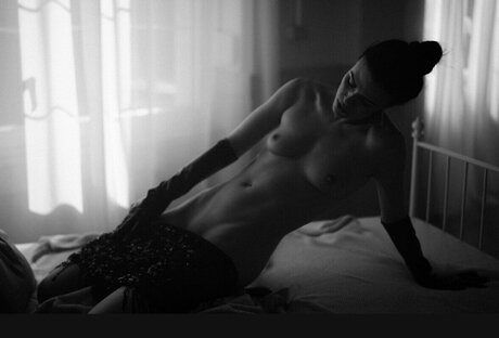 Vanessa Bartsch model gallery