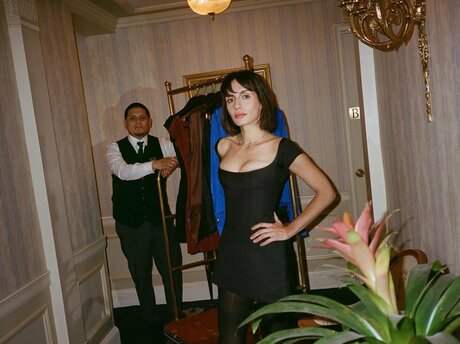 Anna Khachiyan star erotic photo