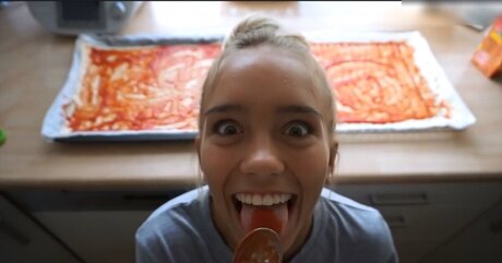 Lisa und Lena model erotic picture