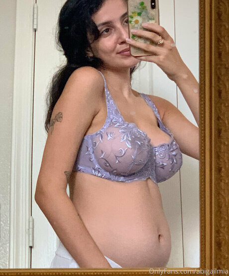 theitalianmom sexy model img