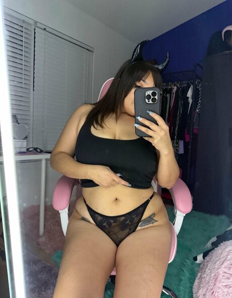 Hiddeninmyvalley star exclusive image