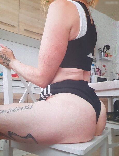 x no interest x pornstar art photos