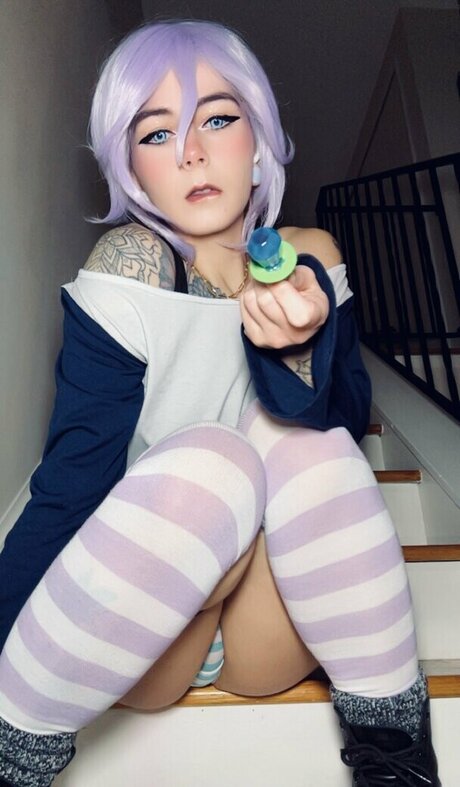 Rionasmiiilesss adult model picture