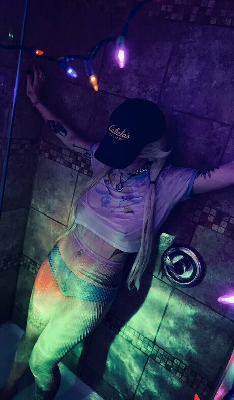 Rionasmiiilesss pornstar adult photo