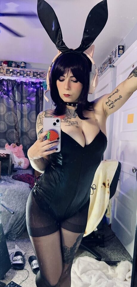 Rionasmiiilesss xxx model photos