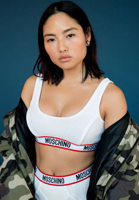 Janet Yuan pornographic model img