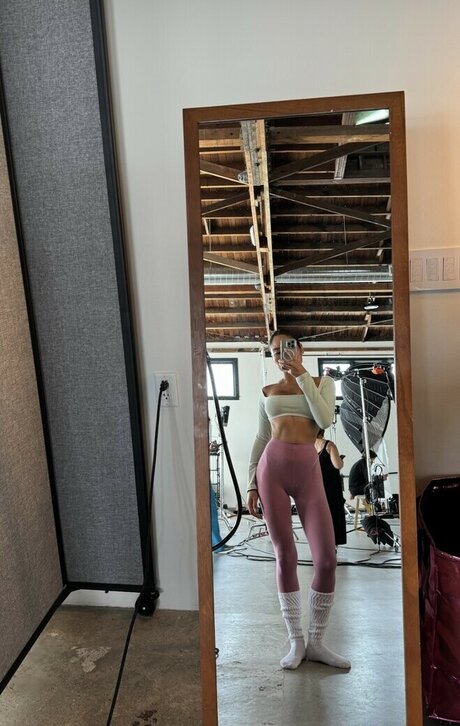 Janet Yuan hot actress galleries