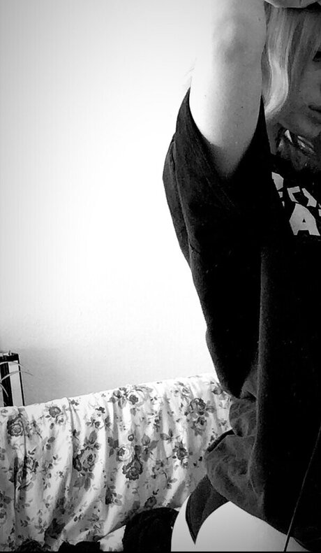 Skinwalkerleyla model perfect pics