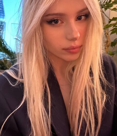 Kitty Mae xxx actress gallery