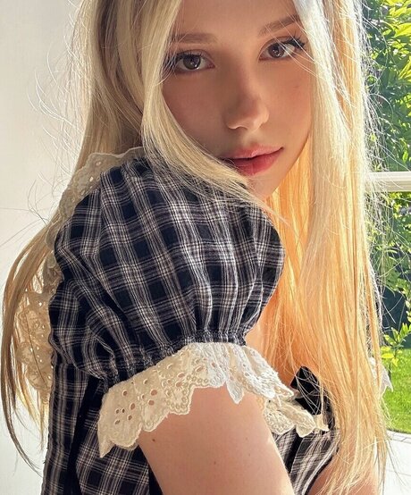 Kitty Mae star hot pic