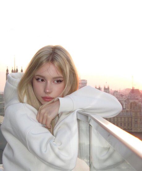 Kitty Mae hd star images