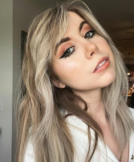 wet onlyfans exclusive pic