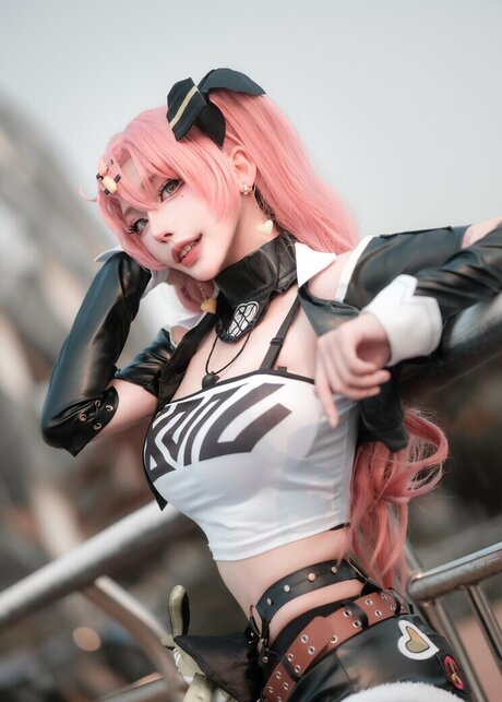 riri thisway pretty actress gallery