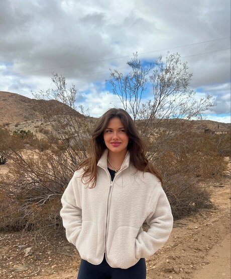 Kate Peytavin star sex photo