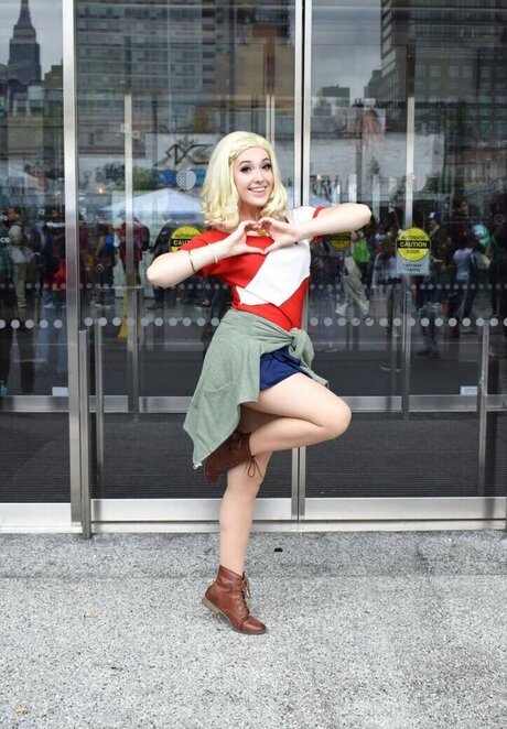 Allisuncos model nudes photo