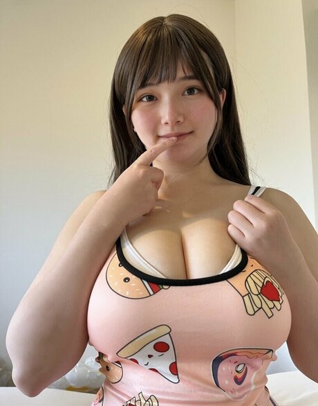 Asuasuasu0720 erotic star pictures