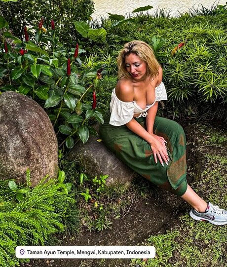 Fidan Atalay star high quality photos