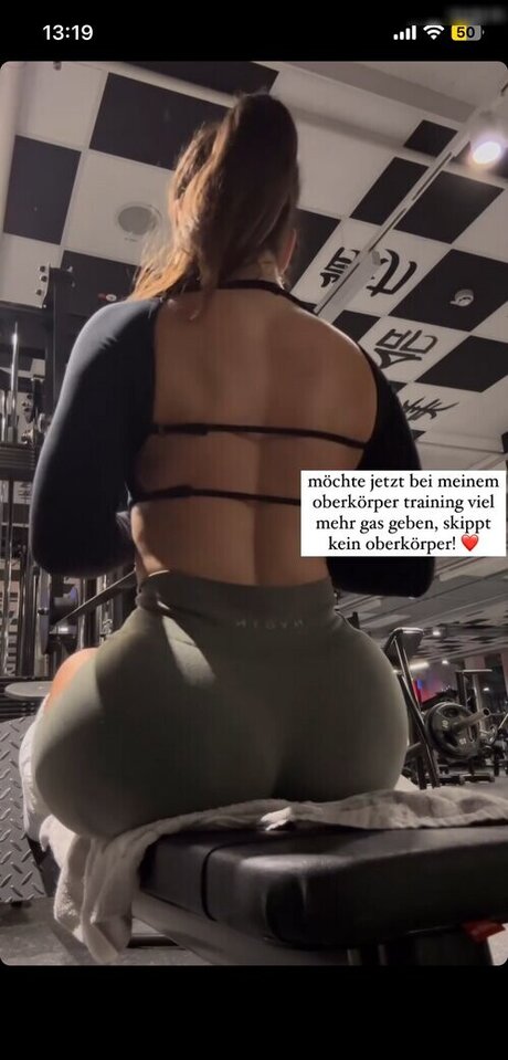 Lya Aylin model xxx img