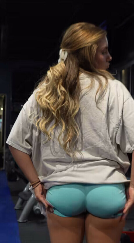 fingering pussy onlyfans beautiful xxx img