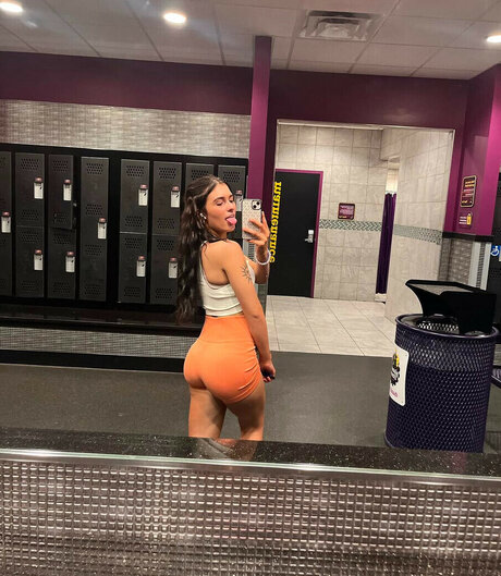 Raegan Owens model naked archive