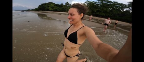 Sabrina Outdoor model hot pic