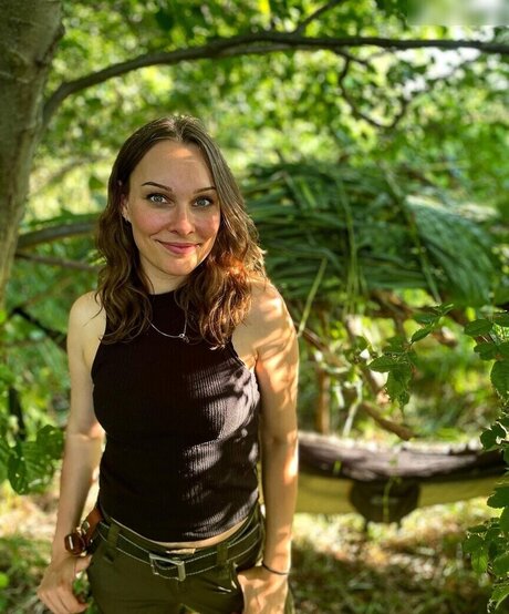 Sabrina Outdoor top pornstar pic