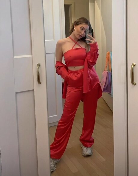 Sonny Loops hot star galleries