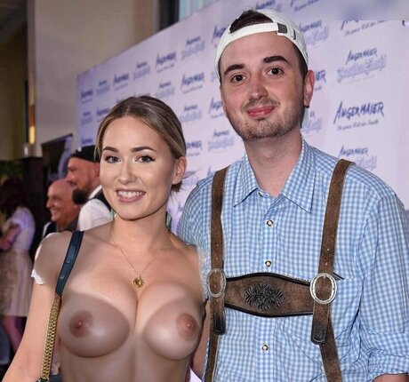 Sonny Loops perfect model galleries