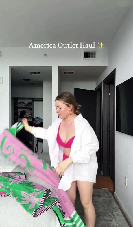 blonde shemale onlyfans pretty archive