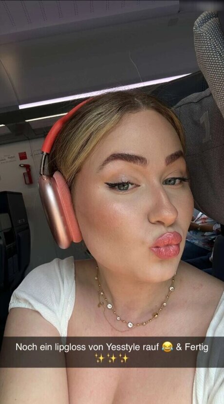 Sonny Loops top pornstar pictures