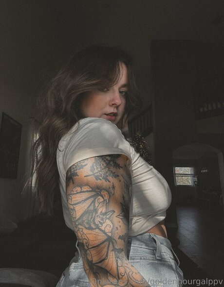 goldenhourgal model best photo