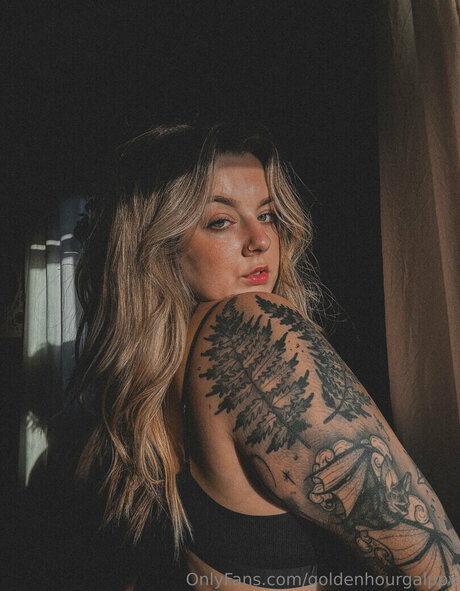 goldenhourgal pornstar best pic