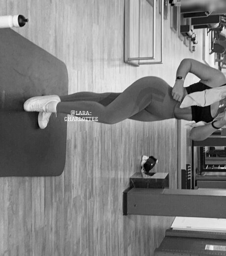 Lara Charlottee pornstar nude galleries