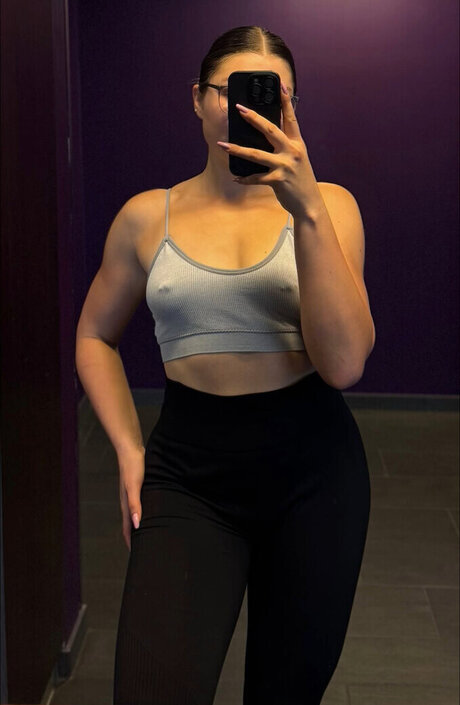 unexpected onlyfans beautiful nude image