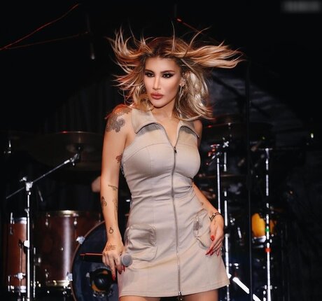 I rem Derici porn star image