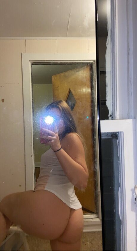 chanelle dumont star exclusive picture