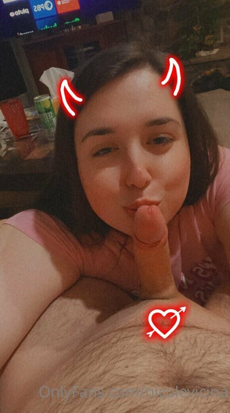 Nicole Vicina hd actress photo