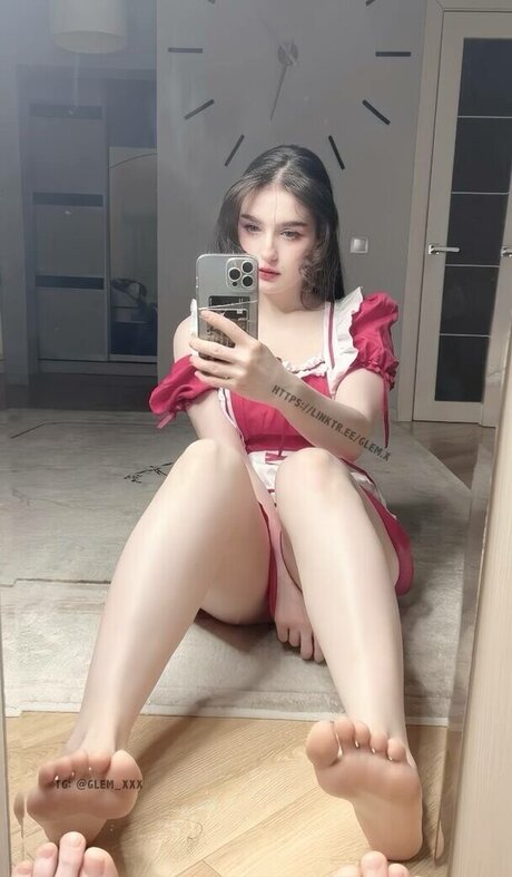 glemfeetx pornographic star img