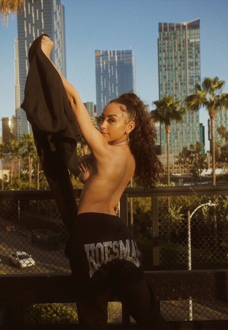 Korina Maiyaa star beautiful galleries