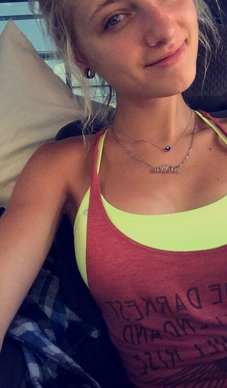 Stella The Light xxx model photos