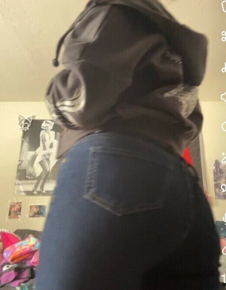 dishonestgirl nudes model photos