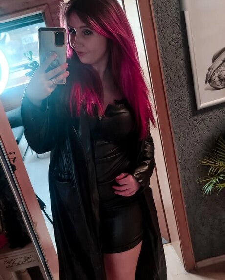 mirror onlyfans free sex picture