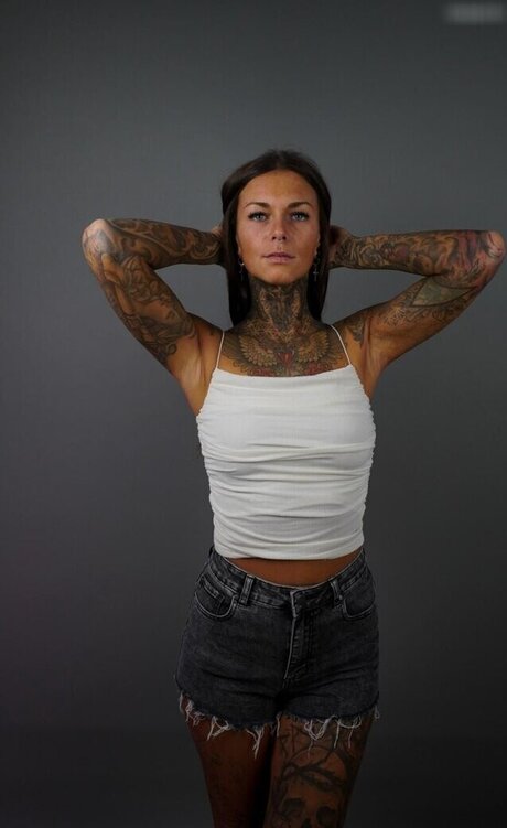 Maxiink exclusive actress pics