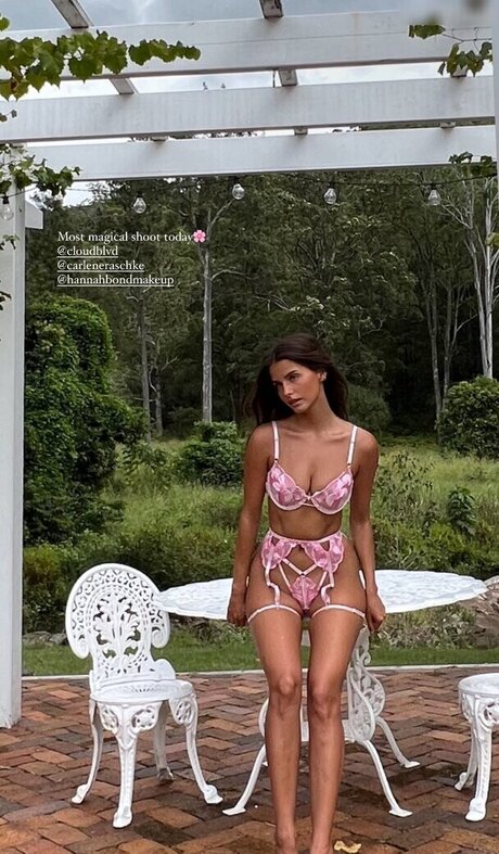 hairy legs onlyfans beautiful photos