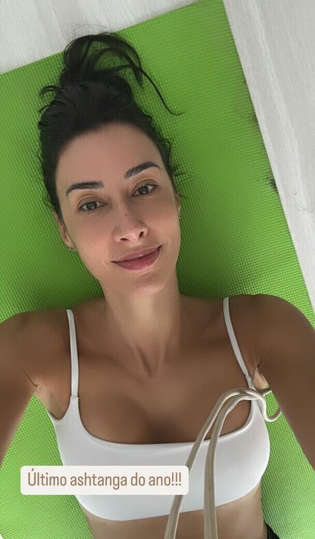 Sheilla Castro hot star image