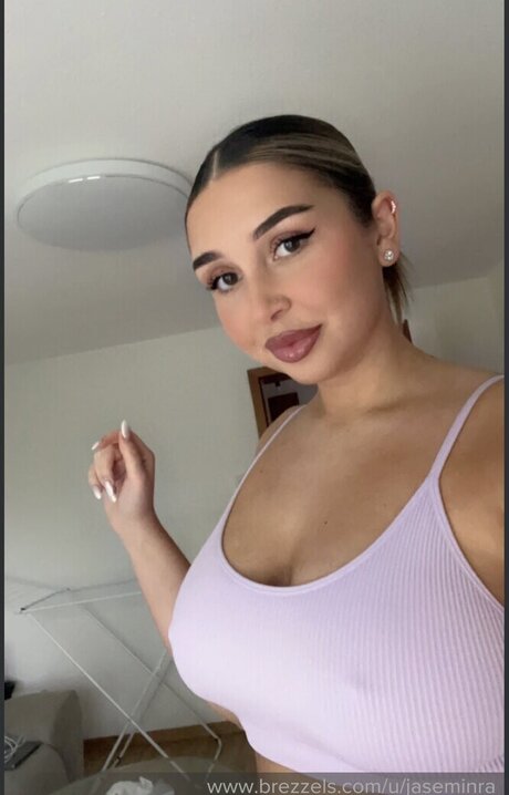 Jaseminra model hot photos